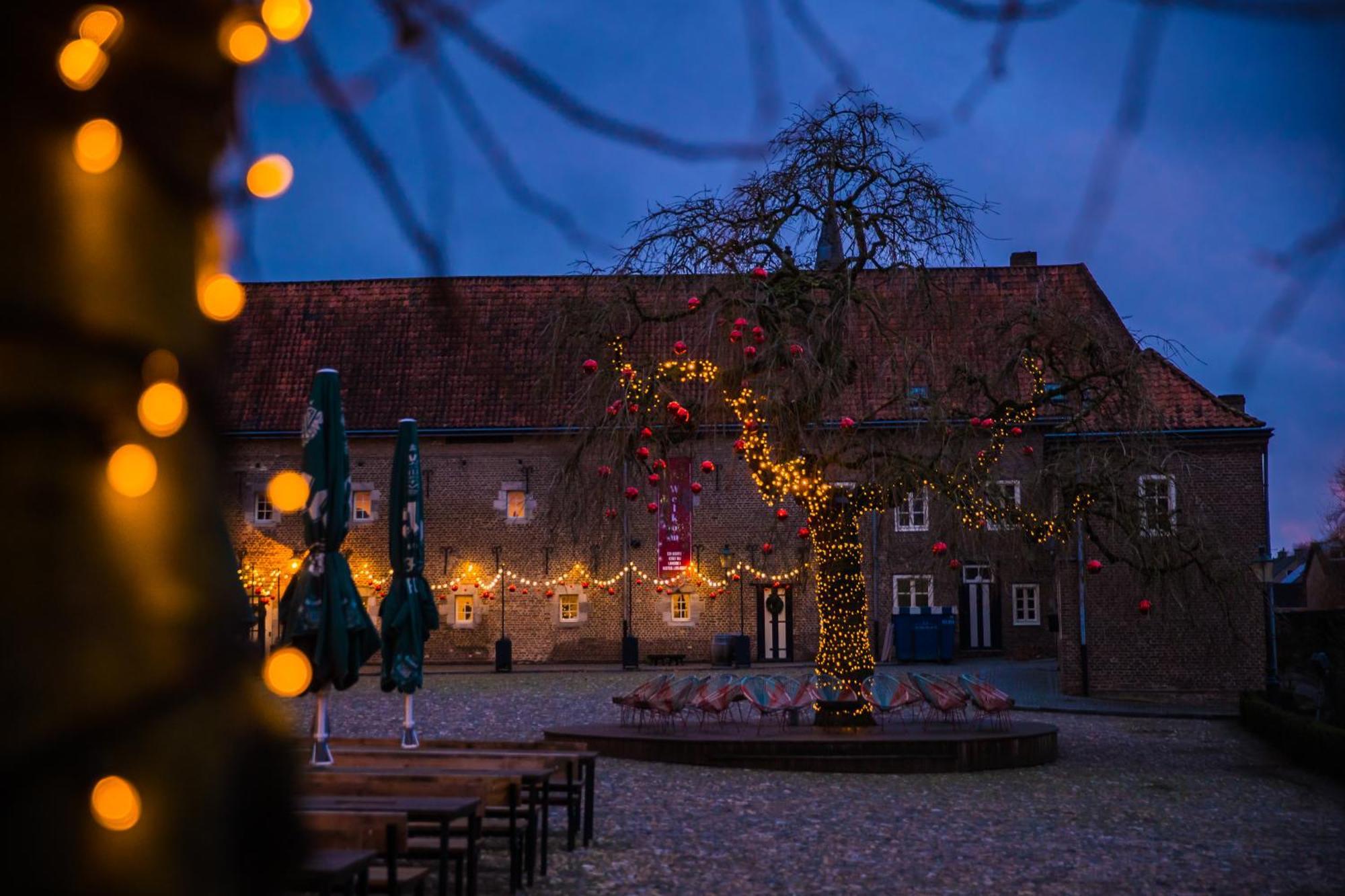 Bed and Breakfast Landgoed Kasteel Limbricht Esterno foto